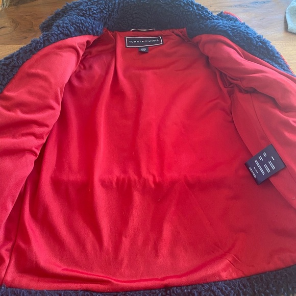 Tommy Hilfiger fuzzy coat. Warm. Women’s M - Picture 8 of 8